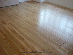 boston-lincolnshire-dust-free-floor-sanding-pine-floorboards